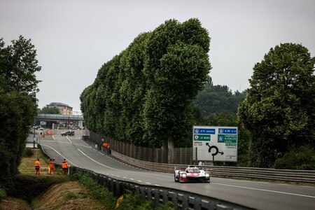 TOYOTA GAZOO Racing druga w pełnym dramatyzmu wyścigu Le Mans 24h