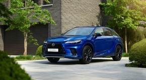 Lexus UX, NX i RX