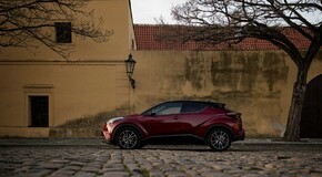 C-HR - local foto