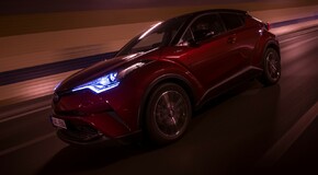 C-HR - local foto