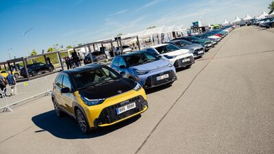 Značky Toyota a Lexus v Hradci Králové představily všech deset letošních premiér, největší zájem byl o elektromobily