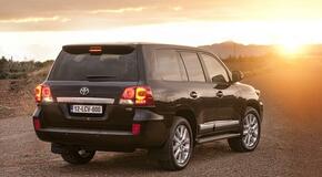 Land Cruiser V8 2012