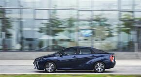 2015 Mirai Fuel Cell Sedan