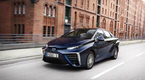 2015 Mirai Fuel Cell Sedan