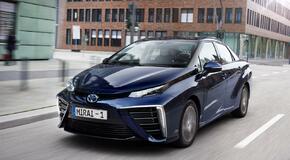 2015 Mirai Fuel Cell Sedan