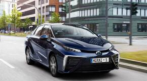 2015 Mirai Fuel Cell Sedan