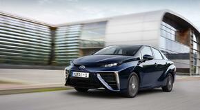 2015 Mirai Fuel Cell Sedan