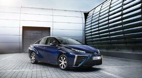 2015 Mirai Fuel Cell Sedan