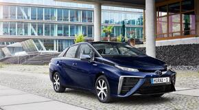 2015 Mirai Fuel Cell Sedan