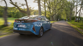 2017 Prius Plug-In Hybrid Węgry