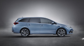 Auris 2015