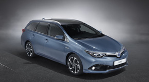 Auris 2015