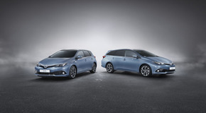 Auris 2015