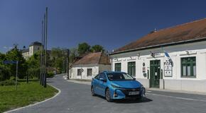 2017 Prius Plug-In Hybrid Hungary 