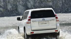 Land Cruiser 2015