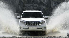 Land Cruiser 2015