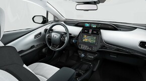 Toyota představuje nový pětimístný Prius Plug-in Hybrid 
