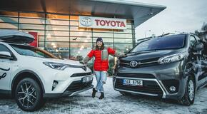 Eva Samková a snowboardcrossový tým převzaly nové vozy Toyota