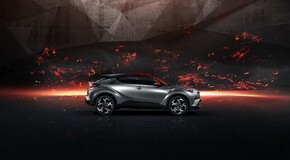 TOYOTA C-HR Hy-Power – hybrydowy crossover o spektakularnym designie