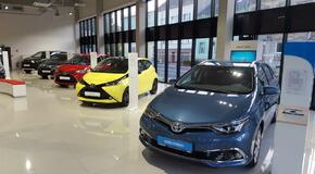 Toyota představuje nový retailový koncept v duchu digitálního světa.