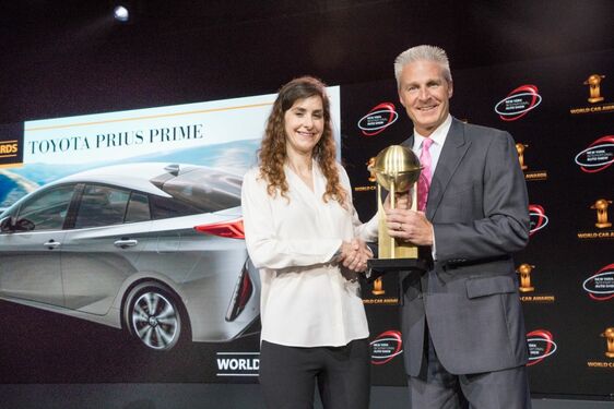 Toyota Prius Plug-in Hybrid sa stala Svetovym ekologickym autom roka 2017