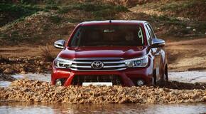 ﻿Nezničitelný pick-up Toyota Hilux přijíždí v osmé generaci
