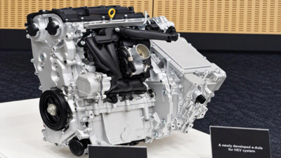 Toyota rozwija hybrydę nowej generacji dla platformy dostosowanej do różnych zelektryfikowanych napędów