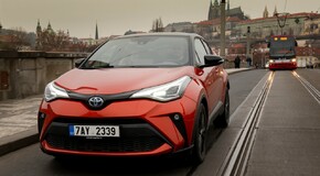 Nová Toyota C-HR - local foto