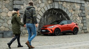 Nová Toyota C-HR - local foto