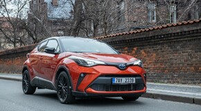 Nová Toyota C-HR - local foto