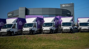 Toyot PROACE MAX z zabudową specjalistyczną we flocie firmy logistycznej STOR-AGE