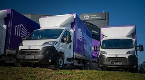 Toyot PROACE MAX z zabudową specjalistyczną we flocie firmy logistycznej STOR-AGE