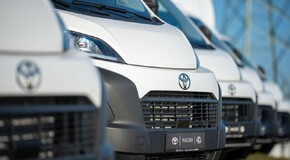 Toyot PROACE MAX z zabudową specjalistyczną we flocie firmy logistycznej STOR-AGE