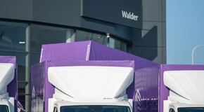 Toyot PROACE MAX z zabudową specjalistyczną we flocie firmy logistycznej STOR-AGE
