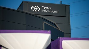 Toyot PROACE MAX z zabudową specjalistyczną we flocie firmy logistycznej STOR-AGE