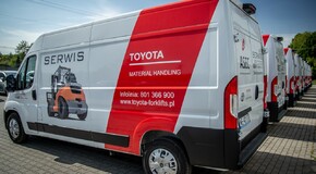 Toyoty PROACE MAX z zabudową serwisową we flocie Toyota Material Handling
