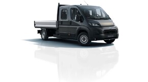 Toyoty PROACE MAX z nadwoziami skrzynia oraz wywrotka