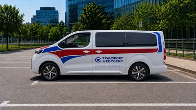 Toyota przekazuje elektrycznego PROACE Verso Centrum Zdrowia Dziecka