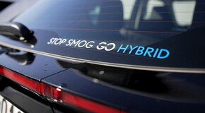 Provident powiększy flotę o 220 hybrydowych Yarisów Cross
