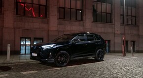 RAV4 Black Edition 2020