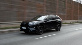 RAV4 Black Edition 2020