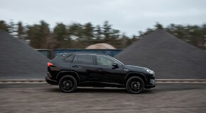 RAV4 Black Edition 2020