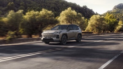 Új korszakba lép a Toyota egyik legismertebb modellje: bemutatkozik a vadonatúj RAV4