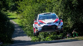 A TOYOTA YARIS WRC KISAJÁTÍTOTTA A DOBOGÓT NÉMETORSZÁGBAN