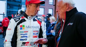 HARMADIK EGYMÁST KÖVETŐ ÉVBEN ARATOTT DUPLA DOBOGÓS GYŐZELMET A TOYOTA A FINN RALLYN