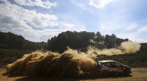 TÖRÖK RALLY: ÚJABB KETTŐS GYŐZELEM A TOYOTÁNAK ÉS  MESTERHÁRMAS TÄNAKNAK