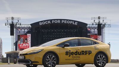 Toyota a Rock for People potřetí: Ekologie, plug-in hybridy a nealko bar 