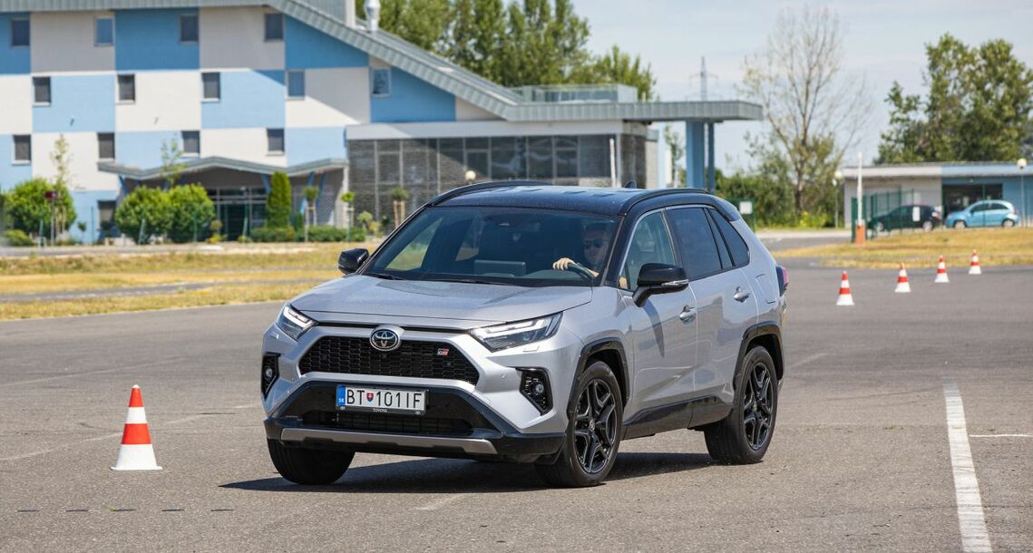 Toyota spúšťa registráciu na bezplatné kurzy bezpečnej jazdy pre začínajúcich vodičov