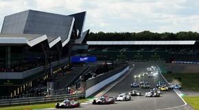 TOYOTA GAZOO Racing získala na Silverstone prvé a druhé miesto