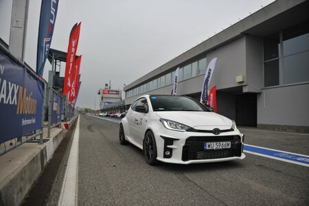 TOYOTA GR CUP. Wszystkie trzy modele z linii GR w rywalizacji na torze Slovakia Ring